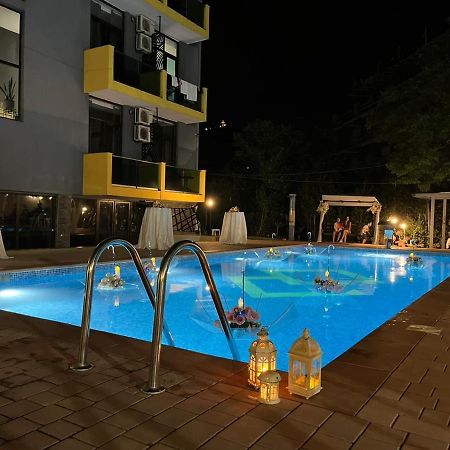 Отель Casa Del Mar Квариати Экстерьер фото